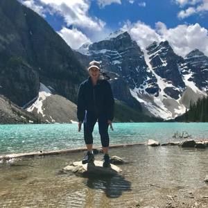 Meet your Posher, Tiffany